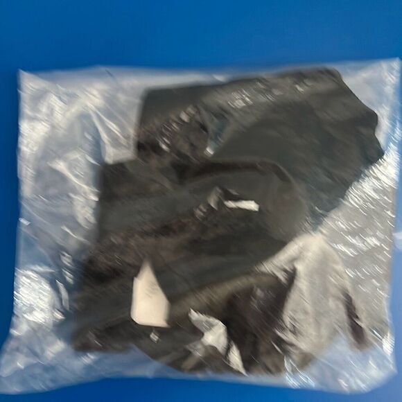 NWT Wolford Hanna Sports Bra M Black - Picture 13 of 13